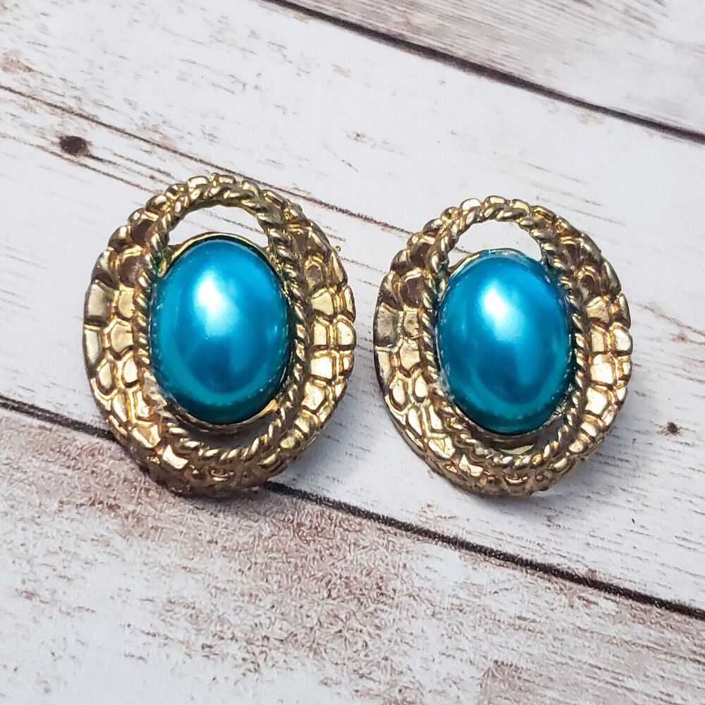 Vintage Clip On Earrings - Stunning Antique Gold Tone with Metallic Blue Center